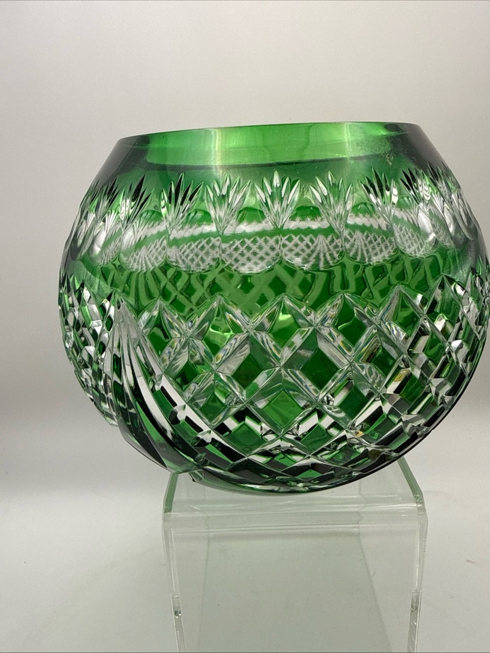 Vintage Crystal Emerald Green Rose/Bowl Vase, 24% Lead Crystal, Hand Cut Appx 5” - Picture 3 of 12